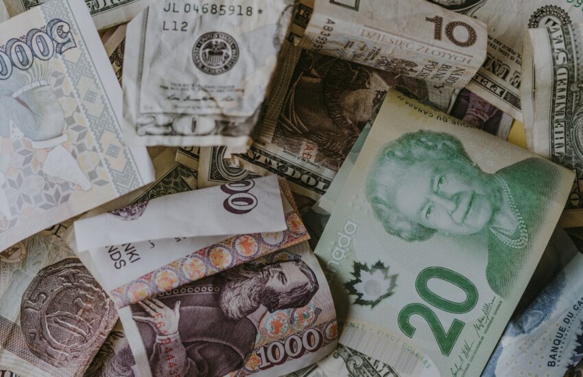 Mezinárodní měnový fond zvýšil váhu dolaru a jüanu v koši měn pro zvláštní práva čerpání