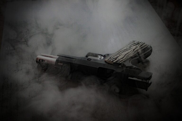 Holding Colt CZ Group SE (Colt CZ) vykázal za tři letošní čtvrtletí výnosy 10,2 miliardy korun. Meziročně vzrostly o 34,4 procenta, zejména díky navýšení prodeje zbraní a konsolidaci výnosů Coltu.