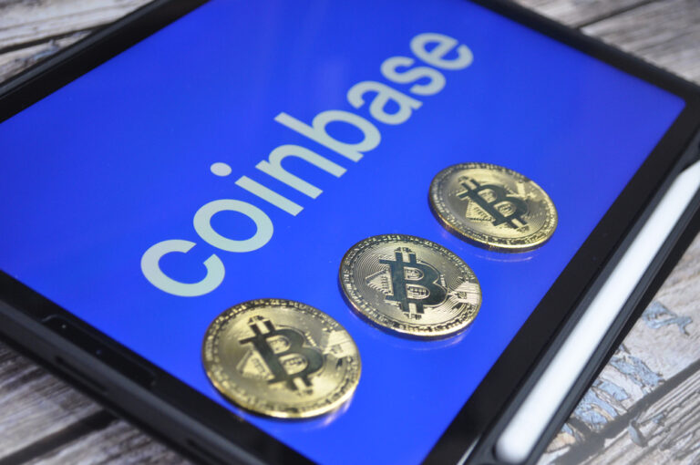 Kryptoměnová burza Coinbase odejde z Japonska. Rozhodnutí zdůvodnila volatilitou trhu