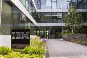 IBM, pracovní pozice