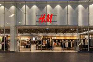 H&M, tržby, léto