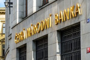 Objem nově poskytnutých firemních úvěrů včetně refinancování od ledna do konce července dosáhl 402 miliard Kč