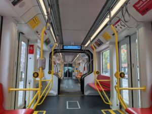 Vlak Siemens: Německému koncernu Siemens klesl čtvrtletní zisk, tržby stagnovaly