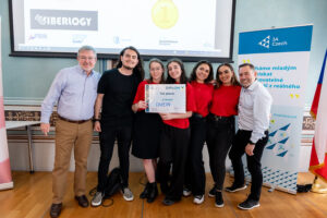 anglo american university