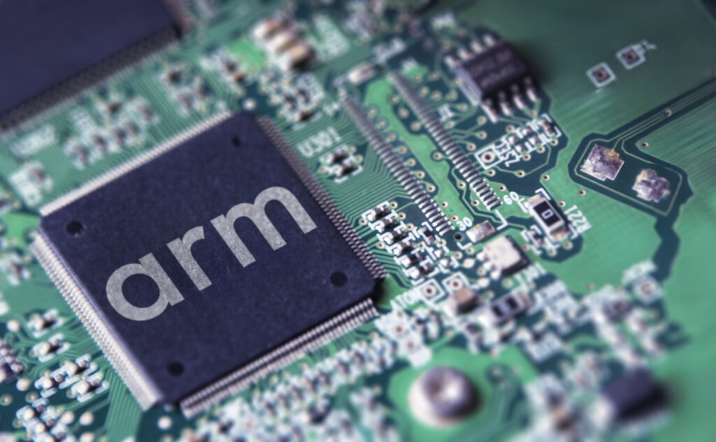 Computer circuit board Close-up of ARM chip - Tradeinfo.cz Arm čipy
Co je IPO