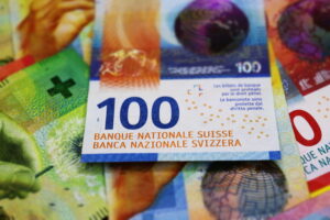 depicting swiss national bank notes