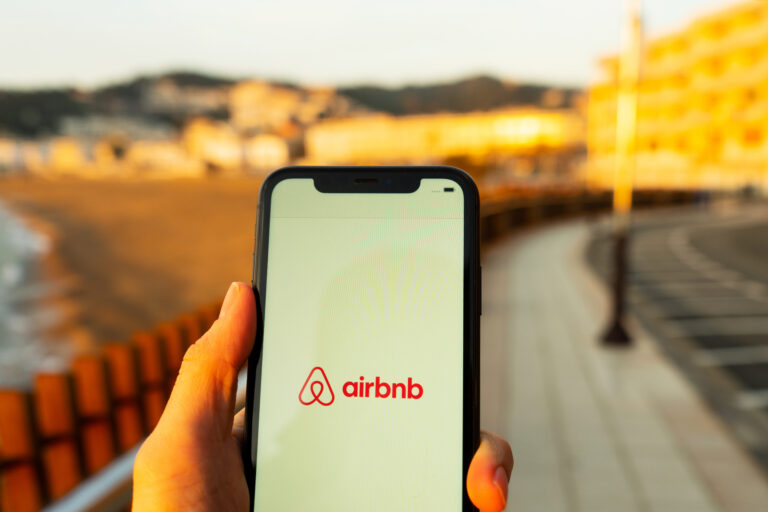 Airbnb