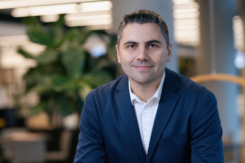 Rolandas Juteika Revolut Head of Wealth and Trading EEA4 1 1 1 - Tradeinfo.cz Rolandas Juteika - Revolut, fintech, investování