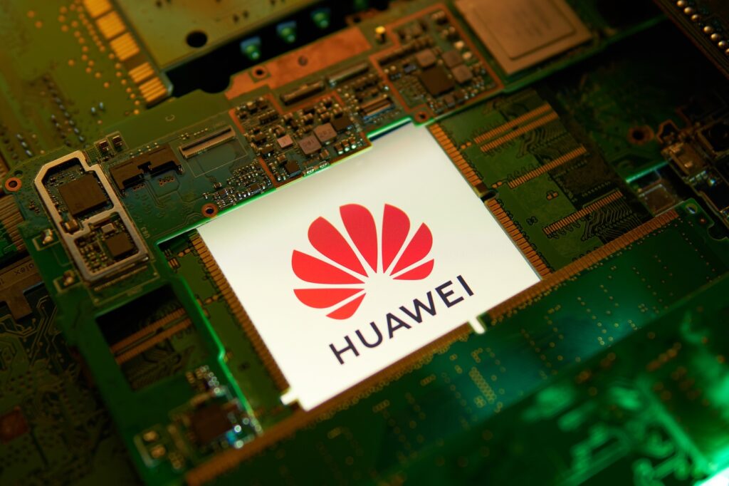 Huawei - Tradeinfo.cz Huawei