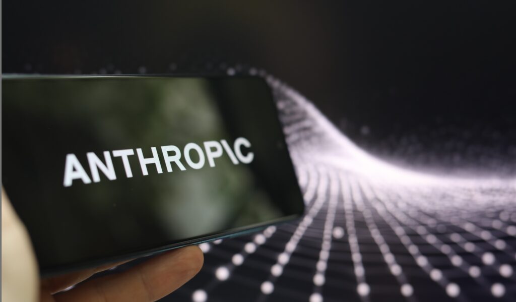 Anthropic AI logo is seen displayed on a smartphone screen - Tradeinfo.cz SpaceX