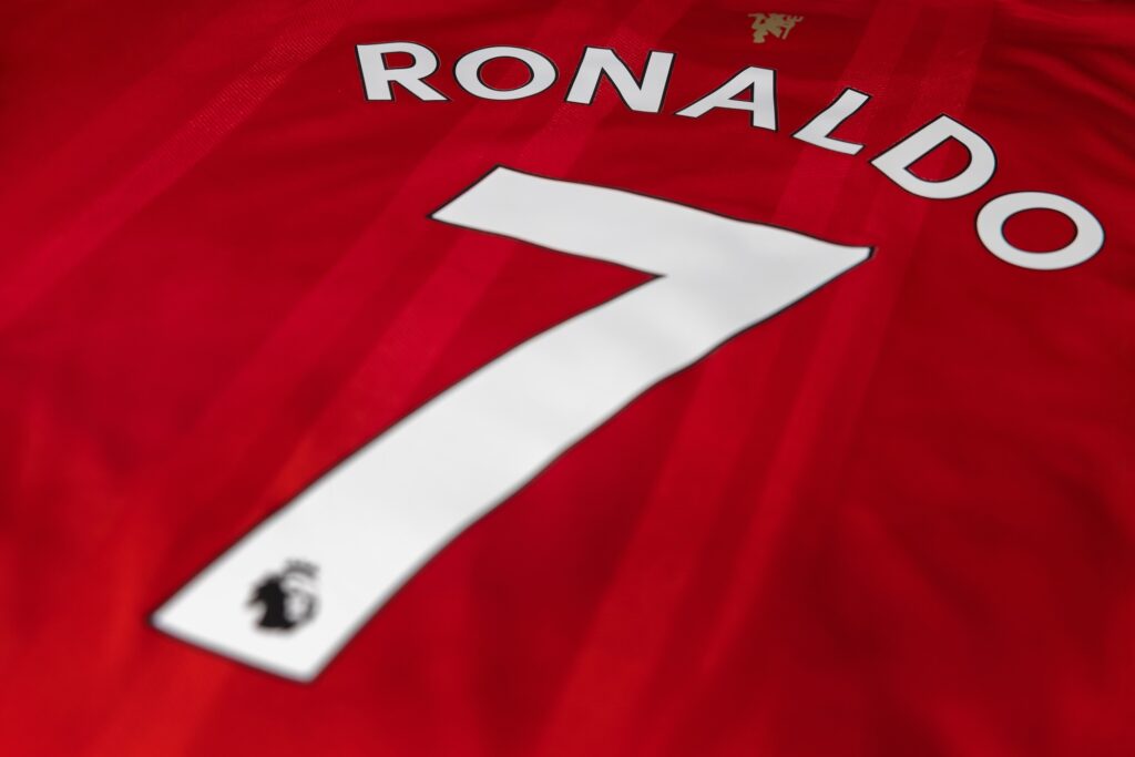 Dres Ronaldo - Tradeinfo.cz Cristiano Ronaldo – nejlépe placený fotbalista světa