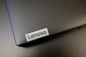 Lenovo. Zdroj: Adobe Stock