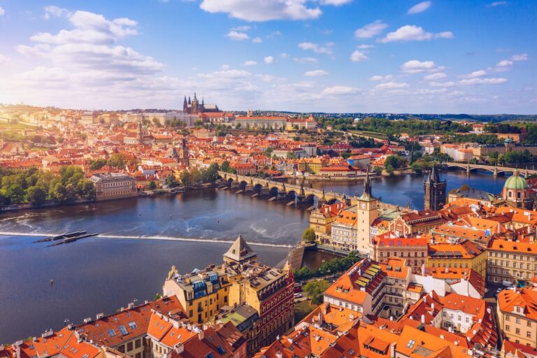 Praha. Zdroj fotky: Adobe Stock