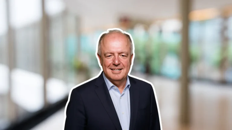 Jiří Lošťák. Zdroj: archiv Jiřího Lošťáka. Zdroj pozadí: Canva.com