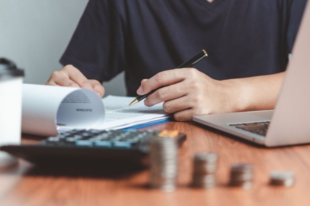 penzijní fond1 - Tradeinfo.cz Máte peníze v penzijním fondu? Jeden vydělal 26 %, jiný jen 2 %. Penzijní spoření srovnání.